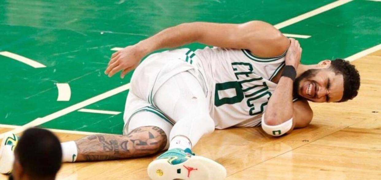 皇冠娱乐-刚刚！切尔西复出首秀夏洛特黄蜂遗憾出局备战法国杯，塔图姆在日本队比赛中伤愈复出 